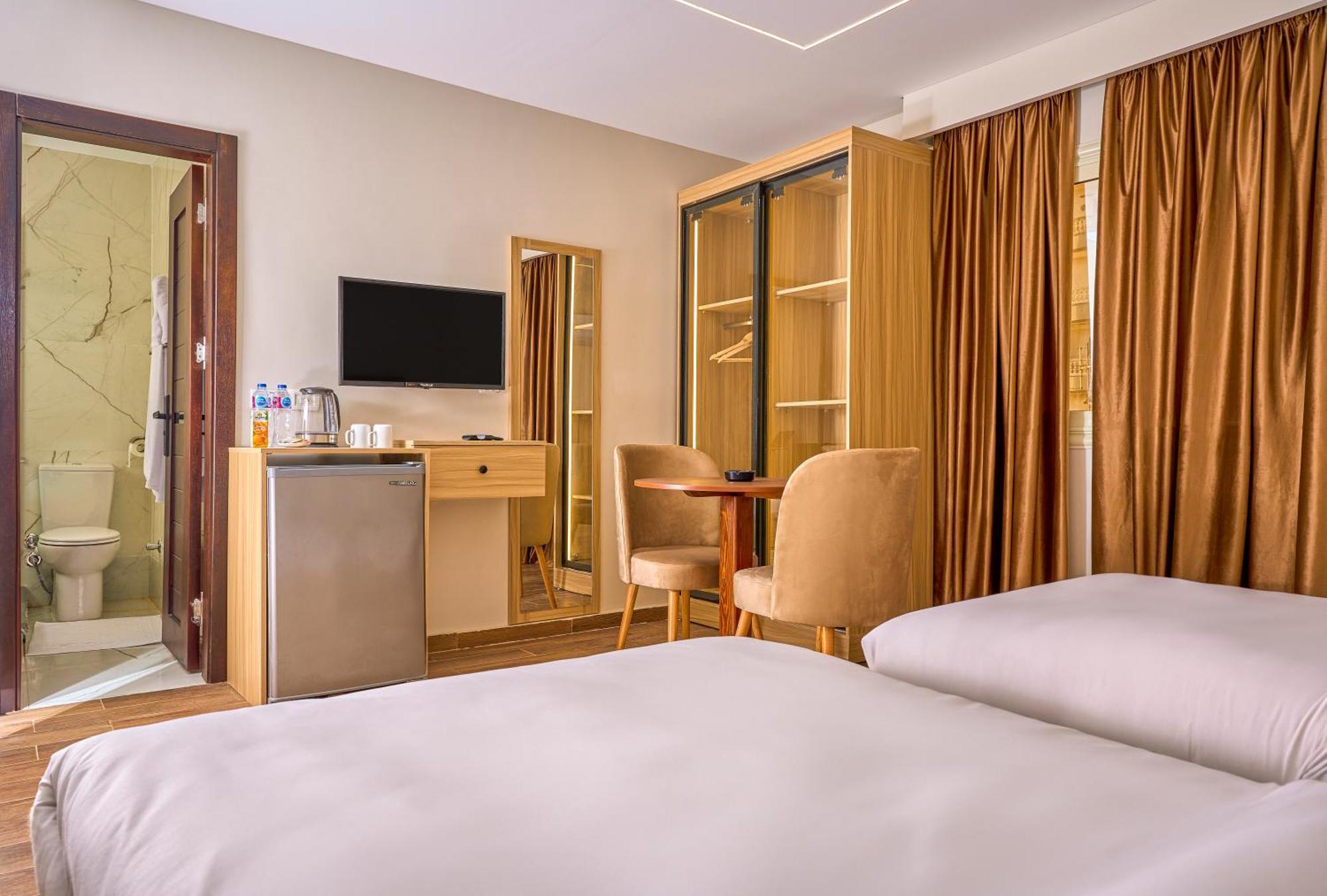 Хостел Rotana Pyramids View Nazlet el-Sisi Экстерьер фото